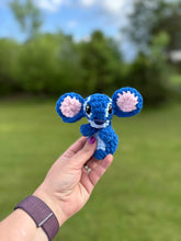 Load image into Gallery viewer, Worry Blue Alien