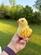 Load image into Gallery viewer, Quackers the Beaded Duckie Fidget