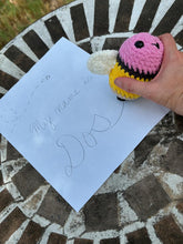 Load image into Gallery viewer, Dos the Pencil Bee Crochet Pattern
